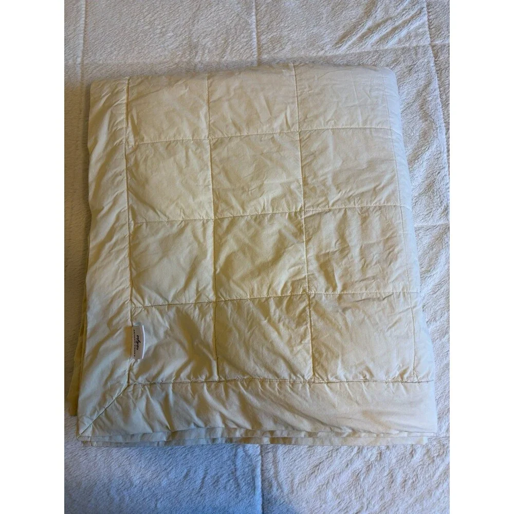 Laura Ashley Lifestyle Cotton Polyester Throw Blanket Quilted Queen 94”x 86”